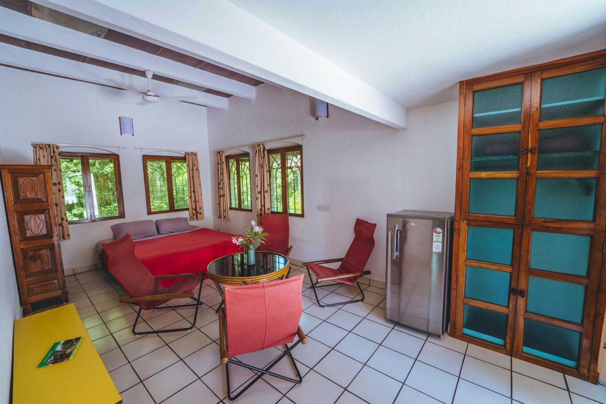 Gaia'S Garden Guest House Ауровиль Номер фото